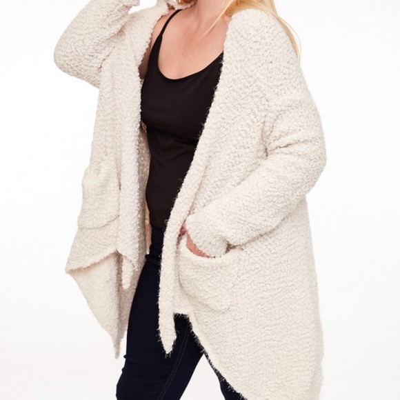 Sweaters - Plush plus size cardigan